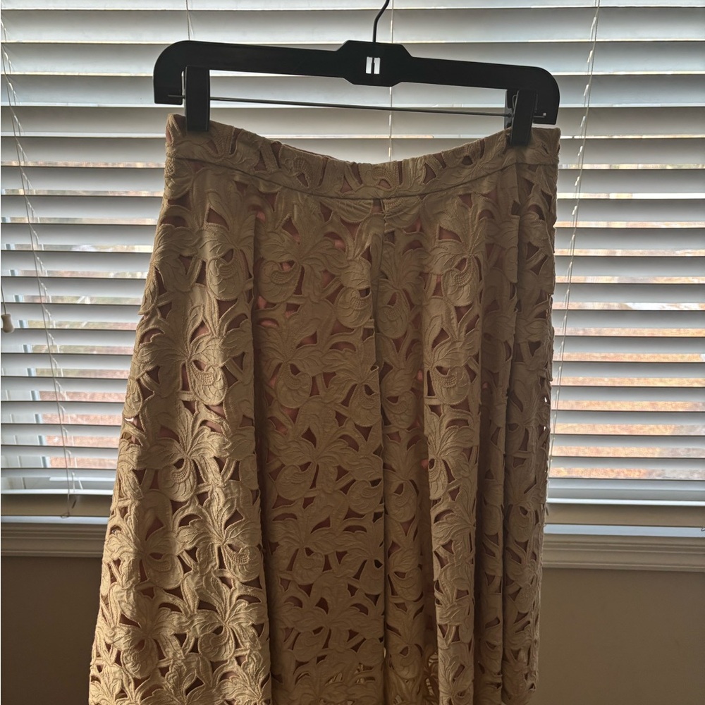 Ann Taylor Elegant Cream Lace Skirt